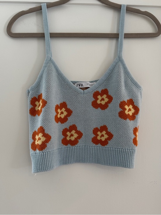 Zara Tops - Zara Flower Sweater Crop Tank Top | Size Medium